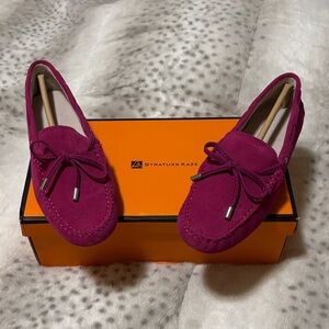 Women's Fuchsia Moccasins